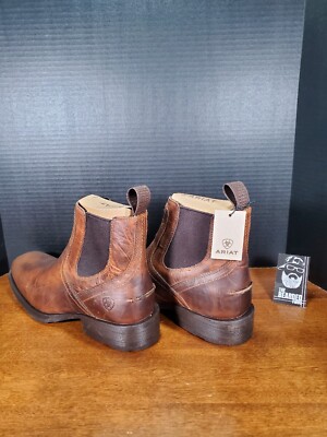 Ariat Mens Midtown Rambler Barn Brown Square Toe 6 Ariat Mens Midtown Rambler Barn Brown Square Toe 6