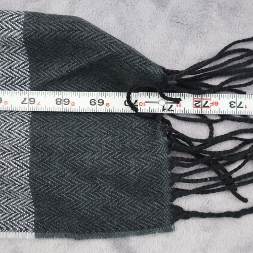 Old Navy Scarf Unisex Adult Lot Of 5 Plaid Solid Fleece Fringe Trim Active - Picture 13 of 24