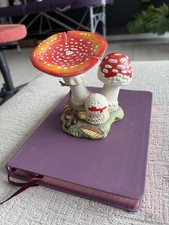 Goebel Porzellanfigur mit Fliegenpilz-Design Rot-weißes Fliegenpilz-Motiv Top