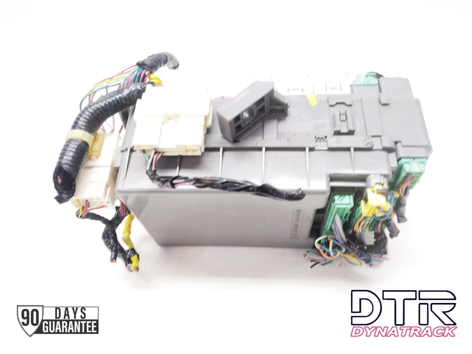 Honda CR-V  2007-2009 2.4L Cabin Interior Fuse Relay Box Block SXS-A001 - Image 4 of 4