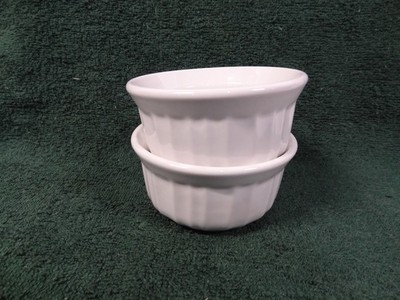 2 CorningWare Ramekins French White 4 Oz - 115 ml Stoneware Oven Microwave Safe
