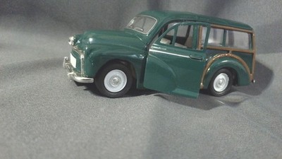 Morris Minor Countryman Days Gone 1:43 Green Saico