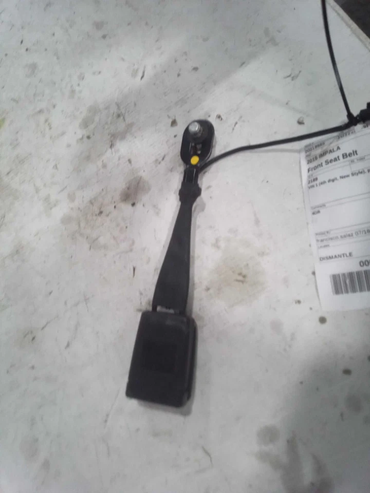 Used Front Right Seat Belt Front fits: 2015 Chevrolet Impala passenger buckle Fr Foto 2 de 4