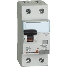 Interruttore Magnetotermico Diff. F 1P+N 25A Btdin45 ( Bticino Cod. Gc8813F25 )