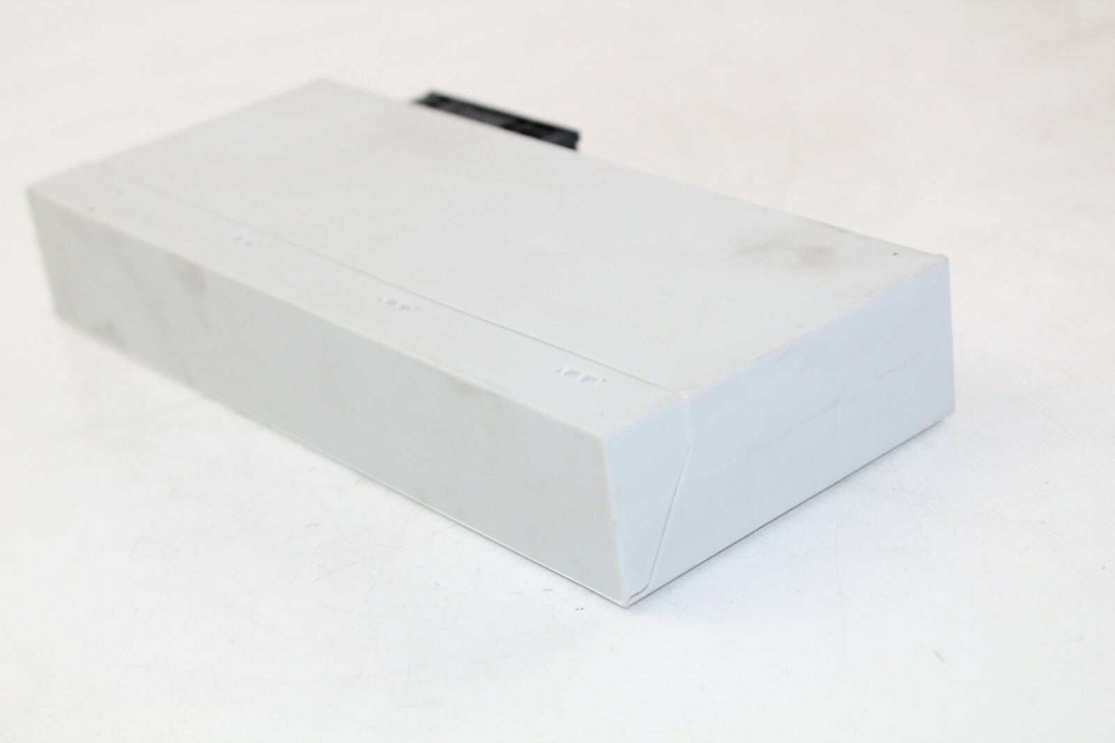 E53 BMW X5 SELF LEVELLING SUSPENSION AIR SUPPLY CONTROL MODULE ECAS ECU