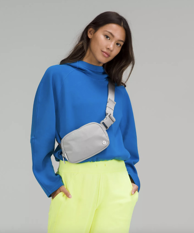 Lululemon cross body Belt Bag Women's handbags