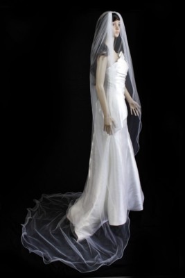 Bridal Veil Diamond (Off) White 1 Tier Cathedral Length With Nylon Pencil Edge  