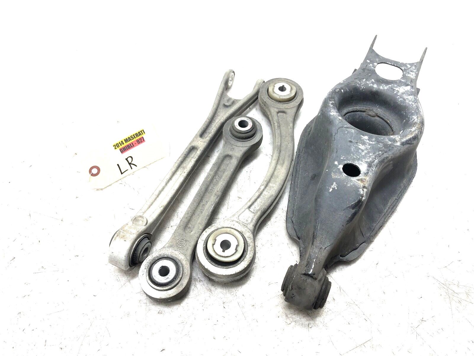 2014-2020 MASERATI GHIBLI RWD LEFT DRIVER REAR CONTROL ARM SET X4 OEM.
