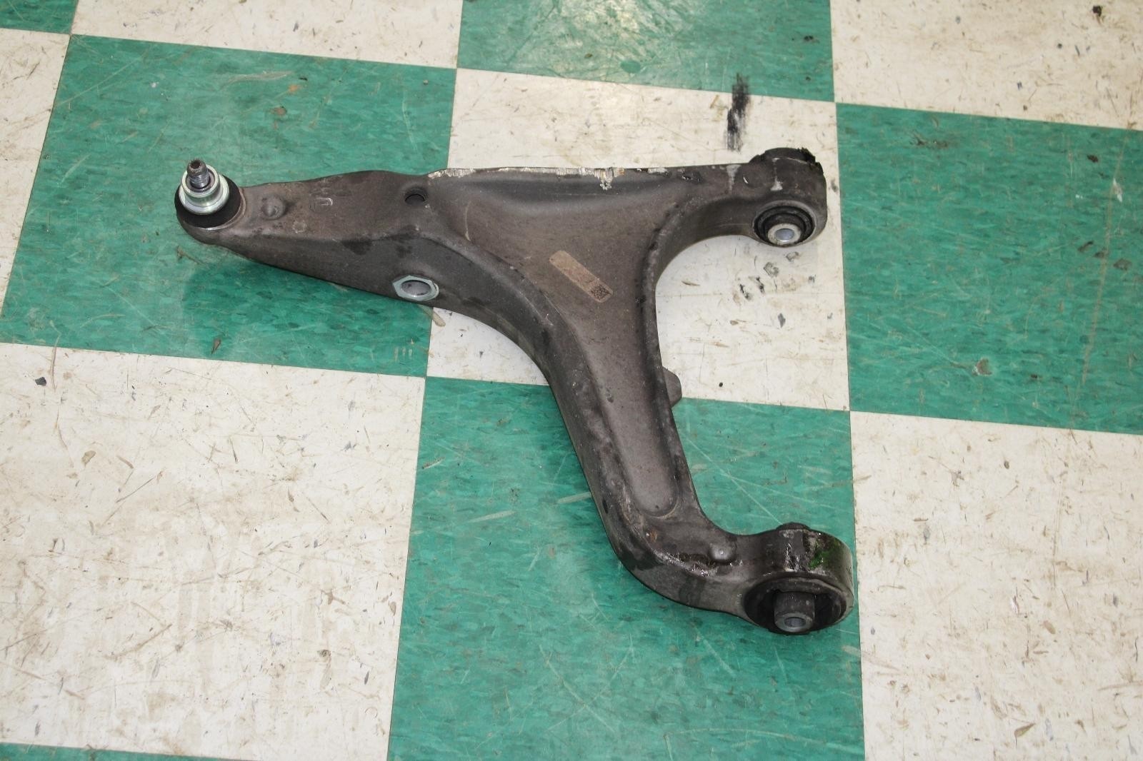 Maserati Ghibli 2014-2017 Front Left Lower Control arm