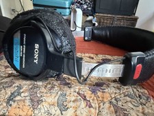 Sony MDR-7506 Wired Over-Ear Dynamic Studio Monitoring Missing Ear Pads Bad Cord