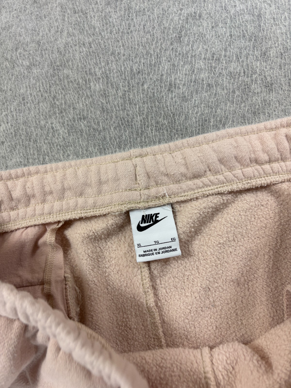 Nike Midweight Performance Jogger Sweatpants (Men… - image 3