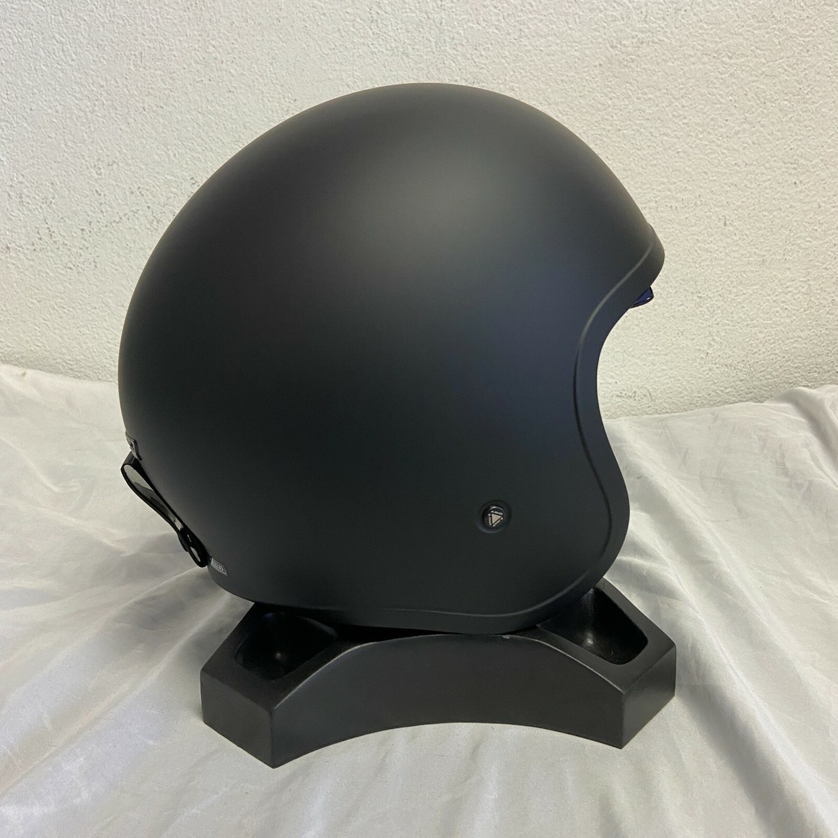 ls2 3 4 motorcycle helmets Spitfire Black Flag Helmet - Matte Black The helmet also features colored vents and shields that accent its graphics LS2 Rapid III Helmet -