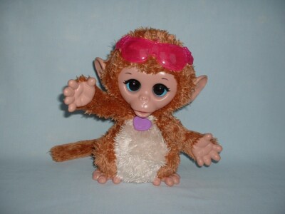 FURREAL FRIENDS 8'' BABY KUSCHELT MEINEN KICHERNDEN AFFEN elektronisches Haustier Stofftier Hasbro