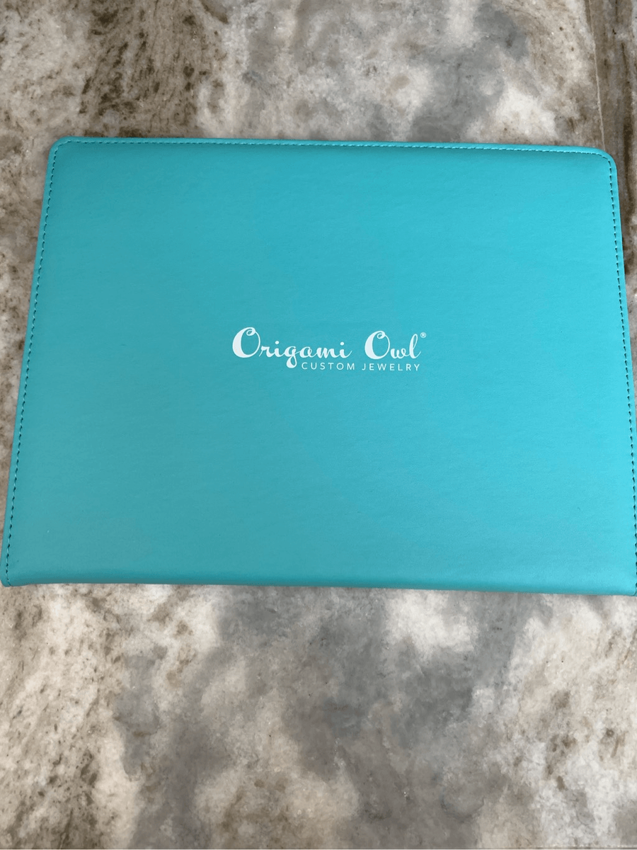 Origami Owl Custom Jewelry Notebook