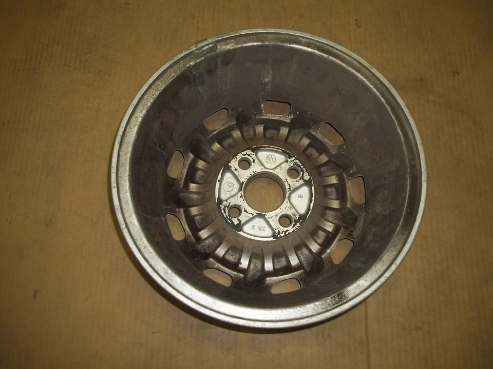 1990 90 1991 91 1992 92 Daihatsu Charade Alloy Wheel Rim 13" OEM USED 73133 - Image 4 of 4