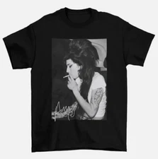 Hot Smoke Amy Winehouse T-shirt Cotton Unisex All Size Tee