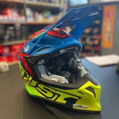 JUST1 - Offroad Helm J39 Thruster