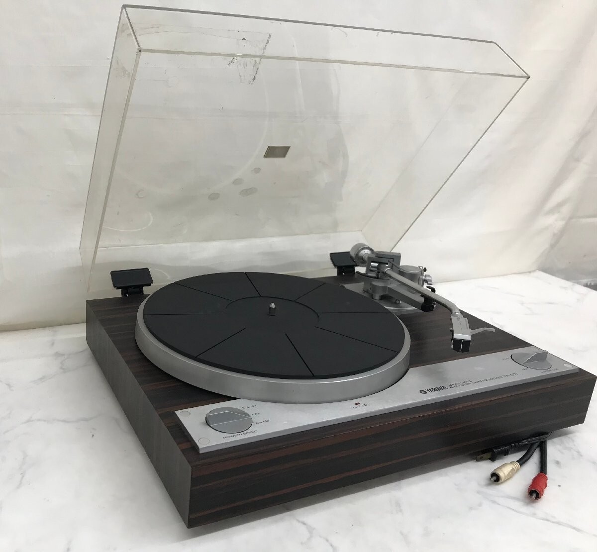 Yamaha YP-D71 Rare Vintage Record Player | Brown | 33.3RPM Yamaha YP-D71 Rare Vintage Record Player | Brown | 33.3RPM