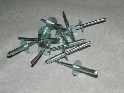 RivetKing Open End Blind Rivet 610 No.11 Wire 5/8'' Grip Approx. 200 Pk SBS6