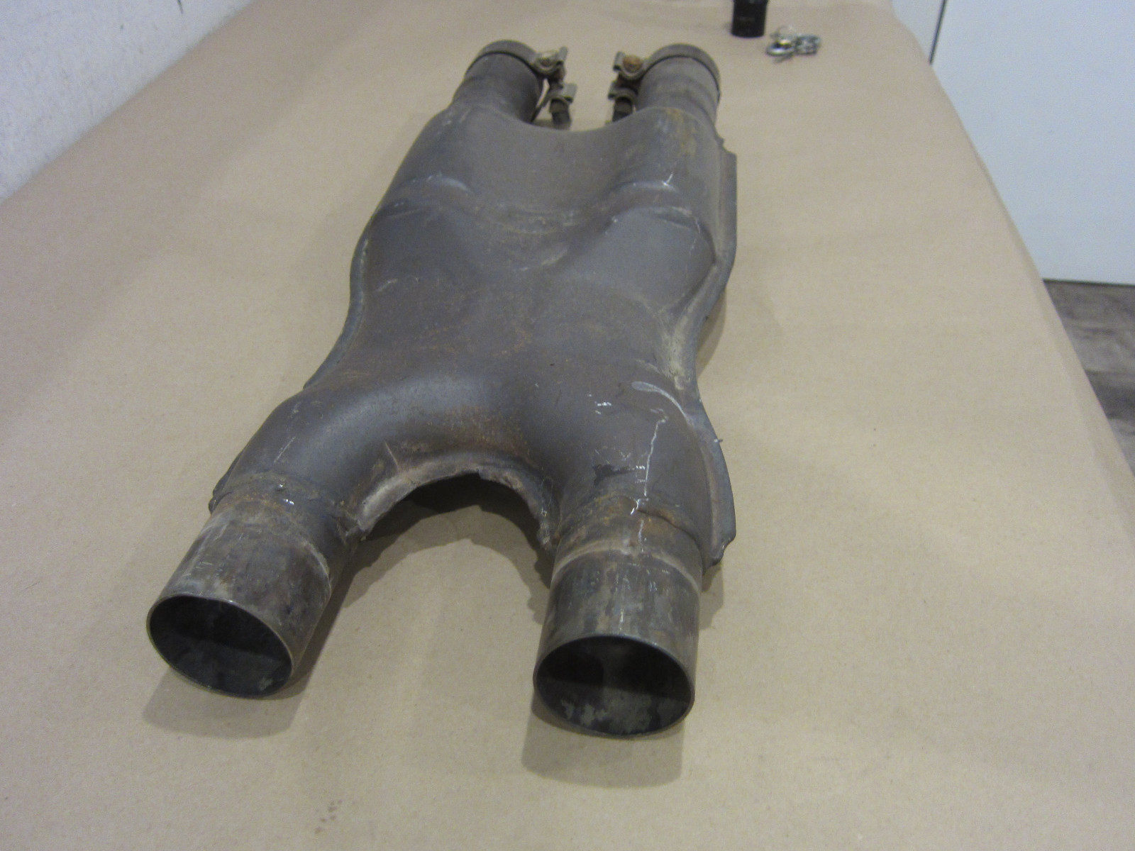 Maserati Quattroporte - Center Exhaust Muffler  - (USED) - P/N 201247