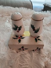 Mikasa Holly Christmas Salt & Pepper Shaker