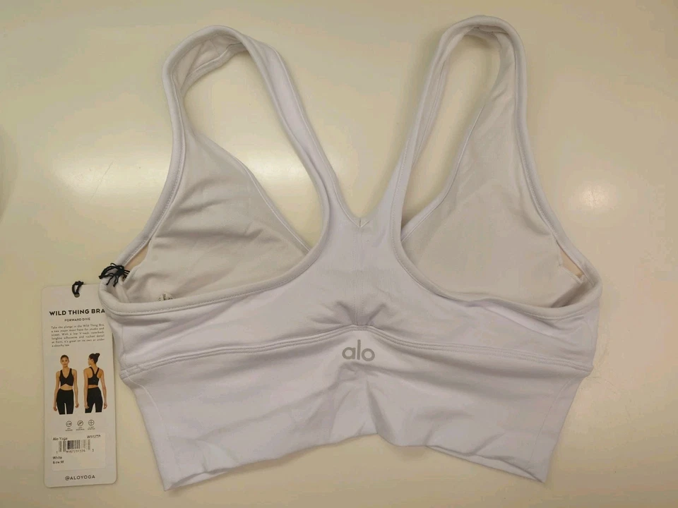 NWT Bright White ALO Yoga Wild Thing Crop Top Sports Bra M Cropped Gym Airbrush - Image 4 of 4