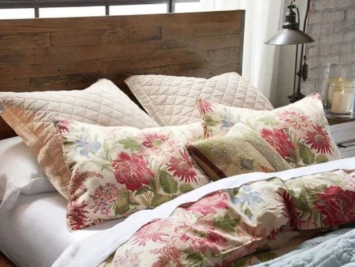 Edredón Pottery Barn Marla King Mezcla de Lino Rojo Floral Rosas Peonía Iris Rosa Foto 3 de 4