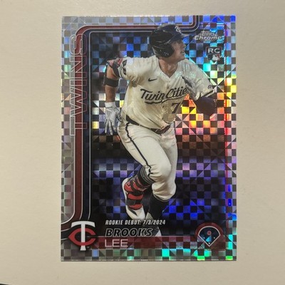 2025 Topps Chrome Update Series - Rookie Debut Brooks Lee #USC6 X-Fractor (RC)