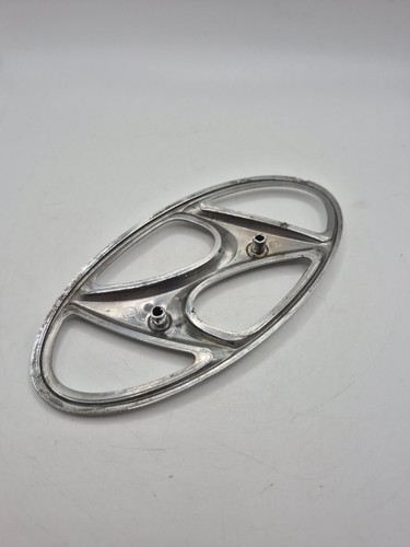 Hyundai Genuine Emblem Badge Logo 145mm Used OEM Part - Picture 4 of 8