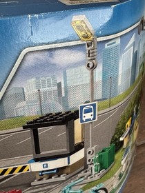 4 LEGO CITY: Build My City Accessory Set 40170