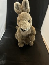 Wild Republic Kangaroo w/ baby joey 13 2021 Sitting height is 13 JZ11