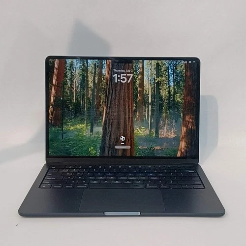 2024 Apple MacBook Air 13.6" M3 8C GPU 4.0GHz 8GB RAM 256GB SSD A3113 thumbnail 2