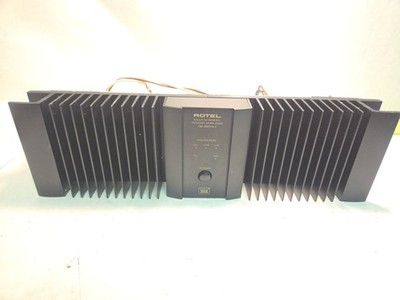Rotel RB-985MK2 Front Panel