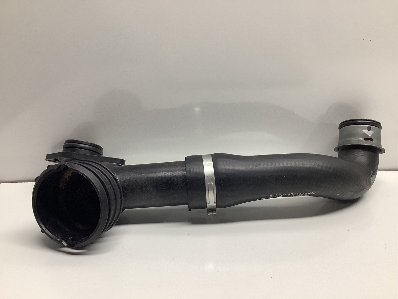 19-22 BENTLEY / 17-22 Panamera CONTINENTAL LEFT SIDE COOLANT HOSE OEM 971121438