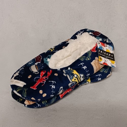 Friends Fuzzy Babba Slipper Socks 7-9.5 NWT - Picture 1 of 3