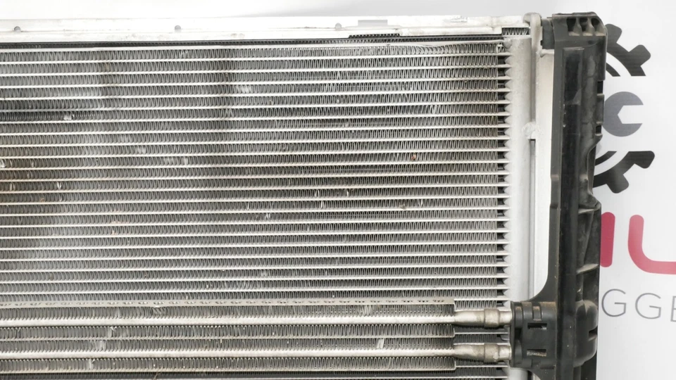 Sistema de refrigeración delantero condensador radiador módulo portador OEM BMW E92 E93 Foto 3 de 4