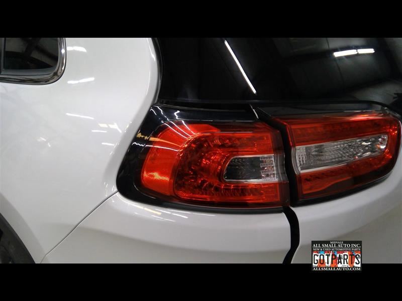 Driver Tail Light Quarter Panel Mounted LED Fits 14-18 CHEROKEE 183298