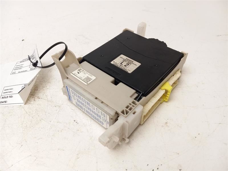 2013 TOYOTA PRIUS MULTIPLEX BODY CONTROL MODULE BCM OEM