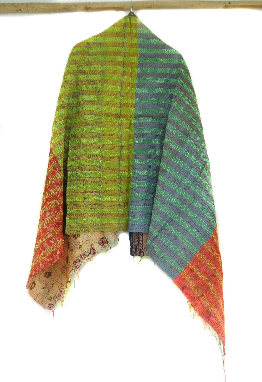 Silk Kantha Scarf Head Wrap Stole Dupatta Hand Quilted Women Scarves Reversible
Opens in a new windo