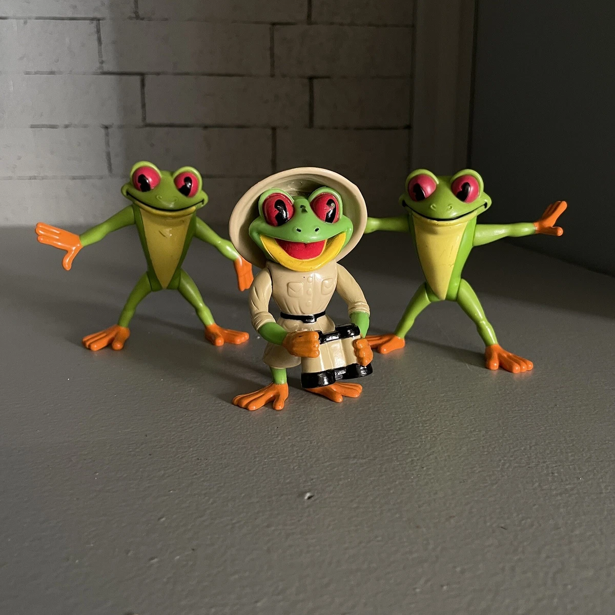 Rain Forest Cafe Action Figures Cha Cha Frogs 2000 Lot Of 3. | eBay