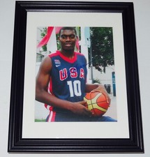 DAKARI JOHNSON AUTOGRAPHED 8X10 COLOR PHOTO (FRAMED & MATTED) - NBA FUTURE STAR!