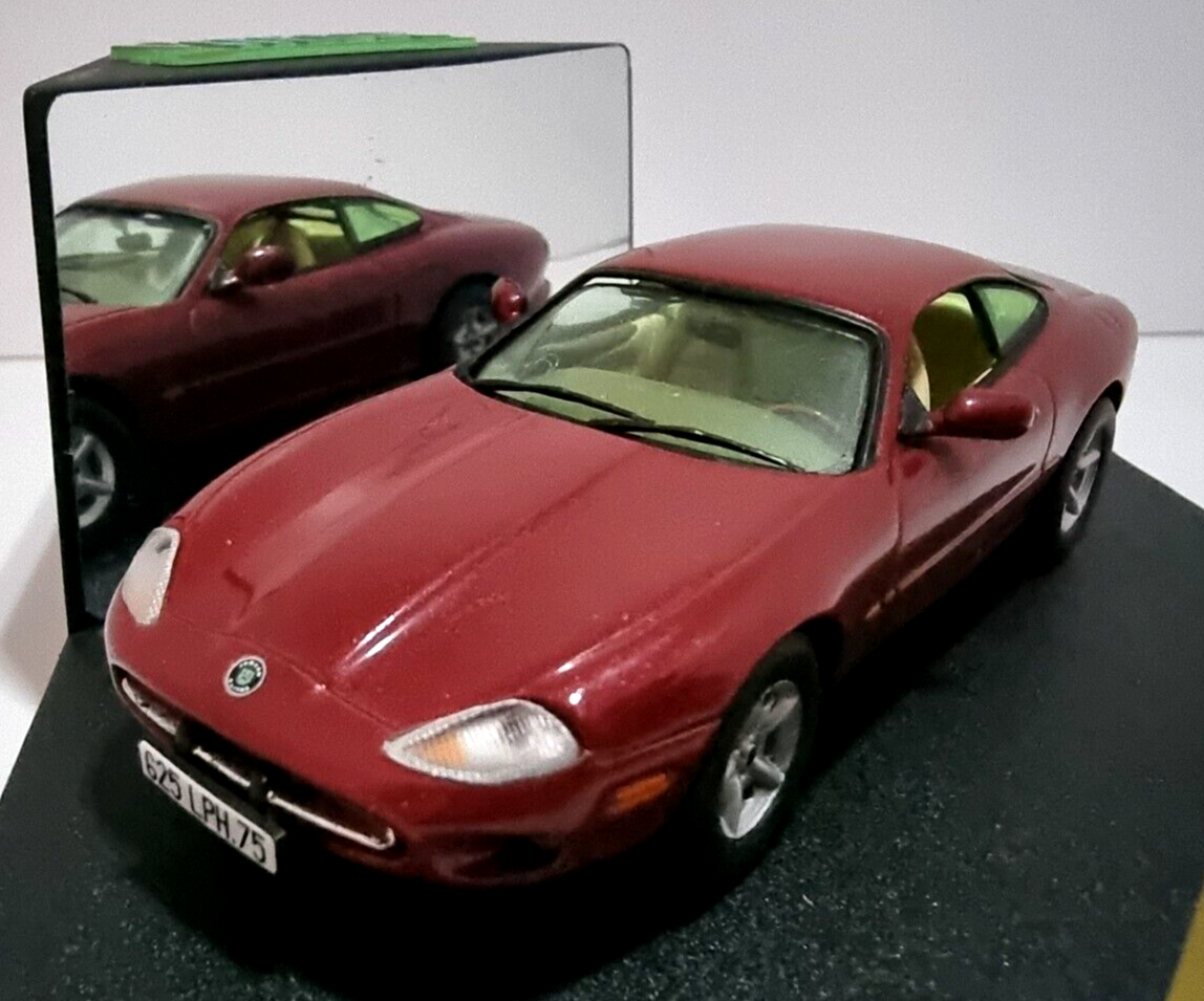 Vitesse Jaguar XK8 Coupe Metallic Carnival Red 1/43 Scale Diecast Model V101A