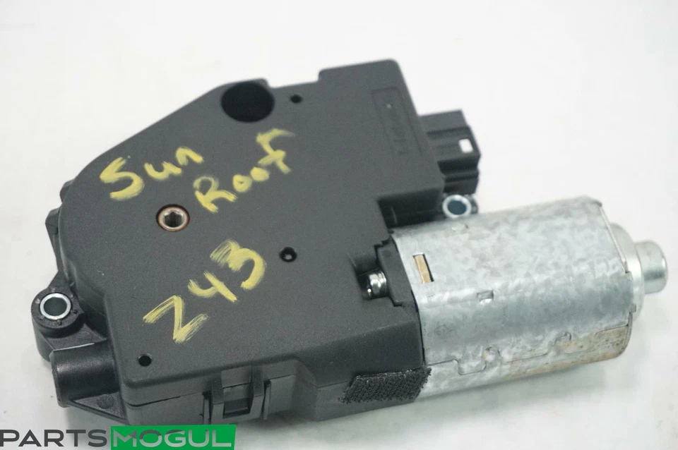 2004-2005 BMW 645Ci Rear Right Window Motor OEM - Image 2 of 4