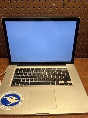 Apple MacBook Pro A1286 15  Parts Repair AS-IS Partial Power HDD RAM
