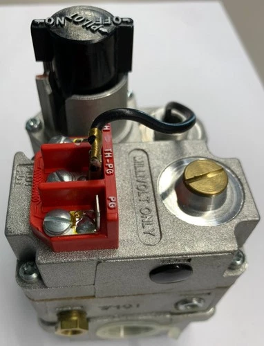 36C03U-400 Emerson/White Rodgers Millivolt Gas Manifold, 3/4" input/output