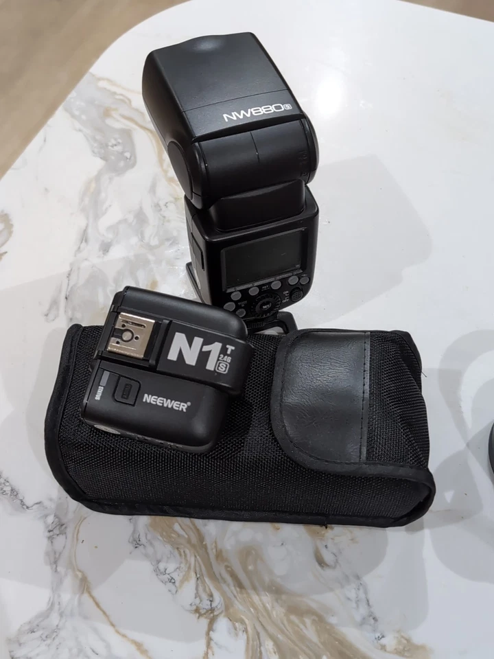 Neewer NW880S Speedlite Flash + N1T- S Trigger For Sony Cameras - Image 2 of 4
