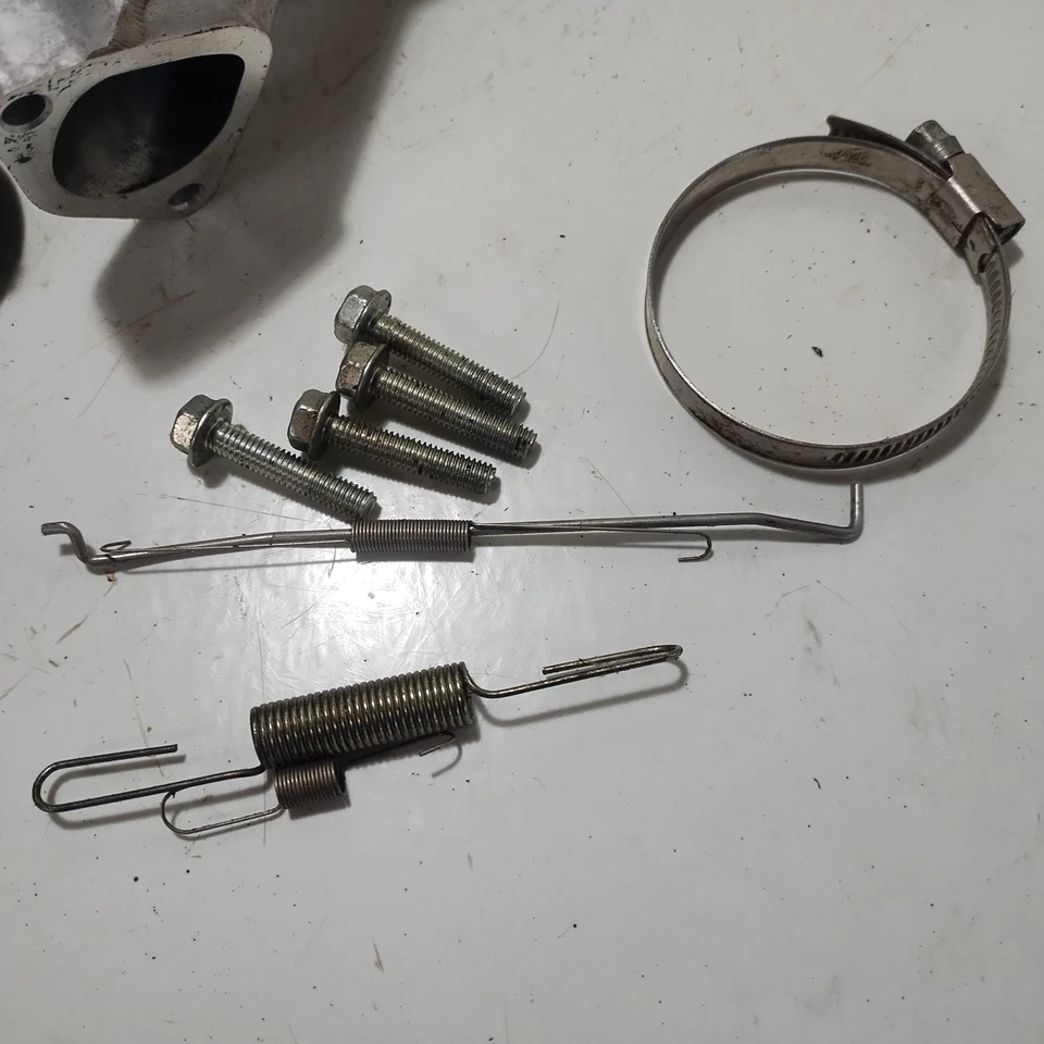 Kawasaki FR691V 23HP Carburetor w/ Intake Manifold / Air Filter 15004-0829 - Image 3 of 4