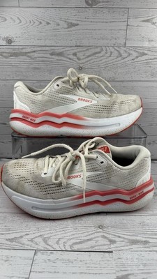 Brooks Ghost Max Shoes Womens 9 B White Hot Coral Athletic Running Sneakers #129