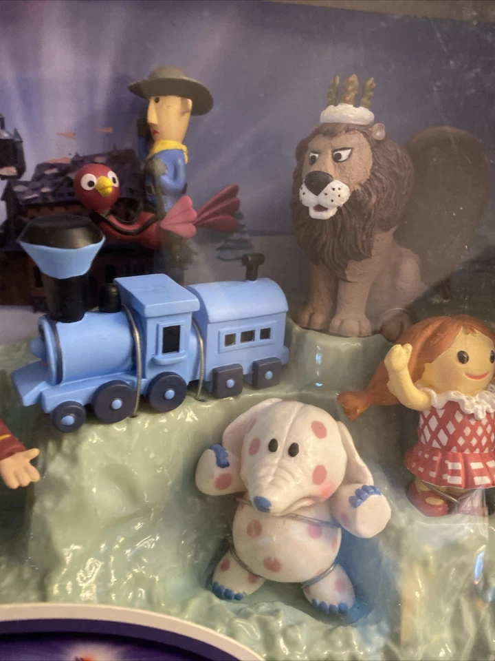 Nuevas figuras Memory Lane Rudolph Island of Misfit Toys Bienvenido a Christmastown Foto 3 de 4