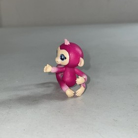 WowWee Fingerlings Minis 2" Pink Monkey Figure